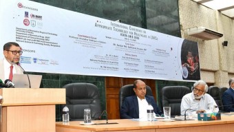 আমদানি নির্ভরতা কমিয়ে দেশেই চিকিৎসা সরঞ্জাম উৎপাদনের তাগিদ স্বাস্থ্যমন্ত্রীর