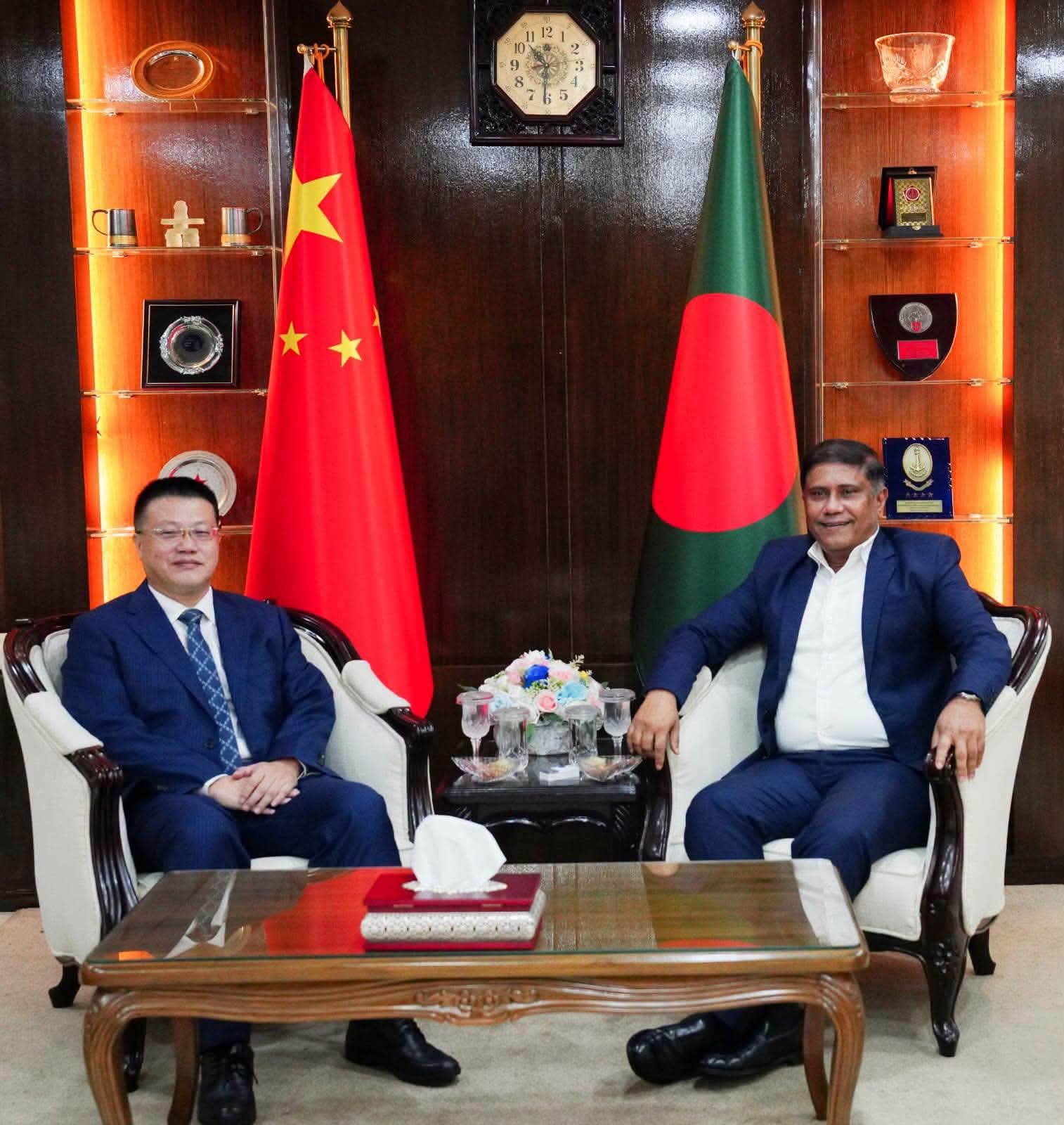 প্রধানমন্ত্রীর প্রতিরক্ষা উপদেষ্টার সঙ্গে চীন এর রাষ্ট্রদূতের সৌজন্য সাক্ষাৎ