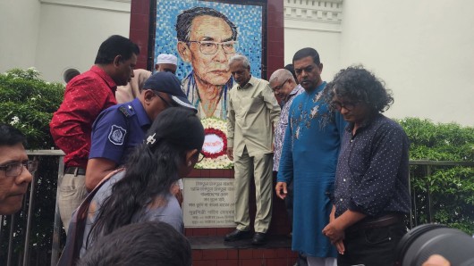 উপমহাদেশের প্রখ্যাত সুরশিল্পী শচীন দেববর্মনের স্মৃতিবিজড়িত বাড়ি পরিদর্শনে সংস্কৃতি মন্ত্রী নিতাই রায় চৌধুরী