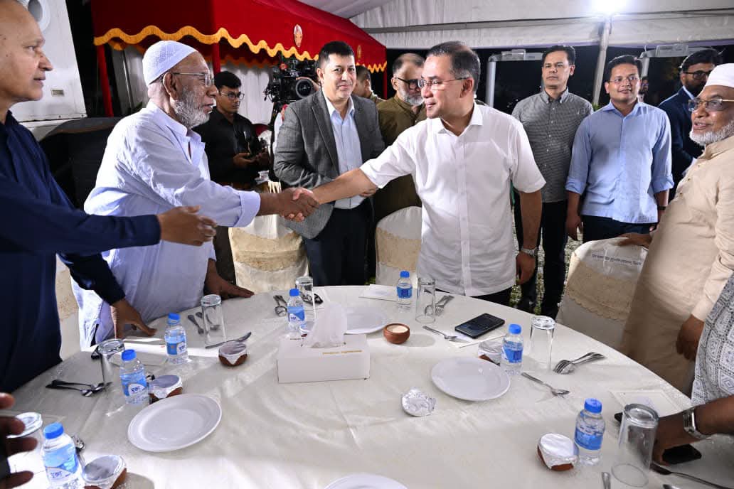 দেশের শীর্ষ রাজনৈতিক নেতাদের সঙ্গে প্রধানমন্ত্রী তারেক রহমানের বৈঠক ও শুভেচ্ছা বিনিময়