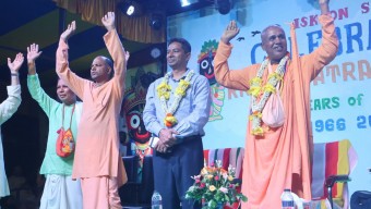 শ্রী শ্রী রথযাত্রা-২০২৬ উপলক্ষে ইসকন যুগলটিলা শ্রী শ্রী রাধামাধব মন্দির পরিদর্শন করেন পুলিশ কমিশনার: