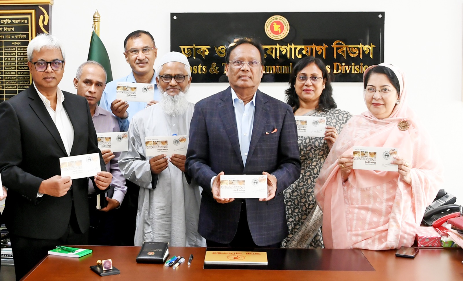 উয়ারী-বটেশ্বর স্মরণে স্মারক ডাকটিকিট, উদ্বোধনী খাম, ডাটা কার্ড ও বিশেষ সিলমোহর প্রকাশ