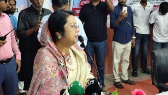 মানিকগঞ্জে রথযাত্রার উদ্বোধন করলেন বেসামরিক বিমান পরিবহন ও পর্যটন মন্ত্রী