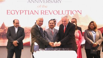 বর্তমান সরকার বন্ধুত্ব, পারস্পরিক সম্মান, অর্থনৈতিক সমৃদ্ধি এবং পারস্পরিক কল্যাণভিত্তিক পররাষ্ট্রনীতি অনুসরণে দৃঢ়প্রতিজ্ঞ