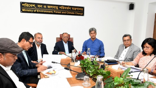 চলমান প্রকল্পগুলোকে সরকারের ইশতিহারের সাথে সামঞ্জস্যপূর্ণ করে পরিমার্জন করা হবে: পরিবেশমন্ত্রী আবদুল আউয়াল মিন্টু