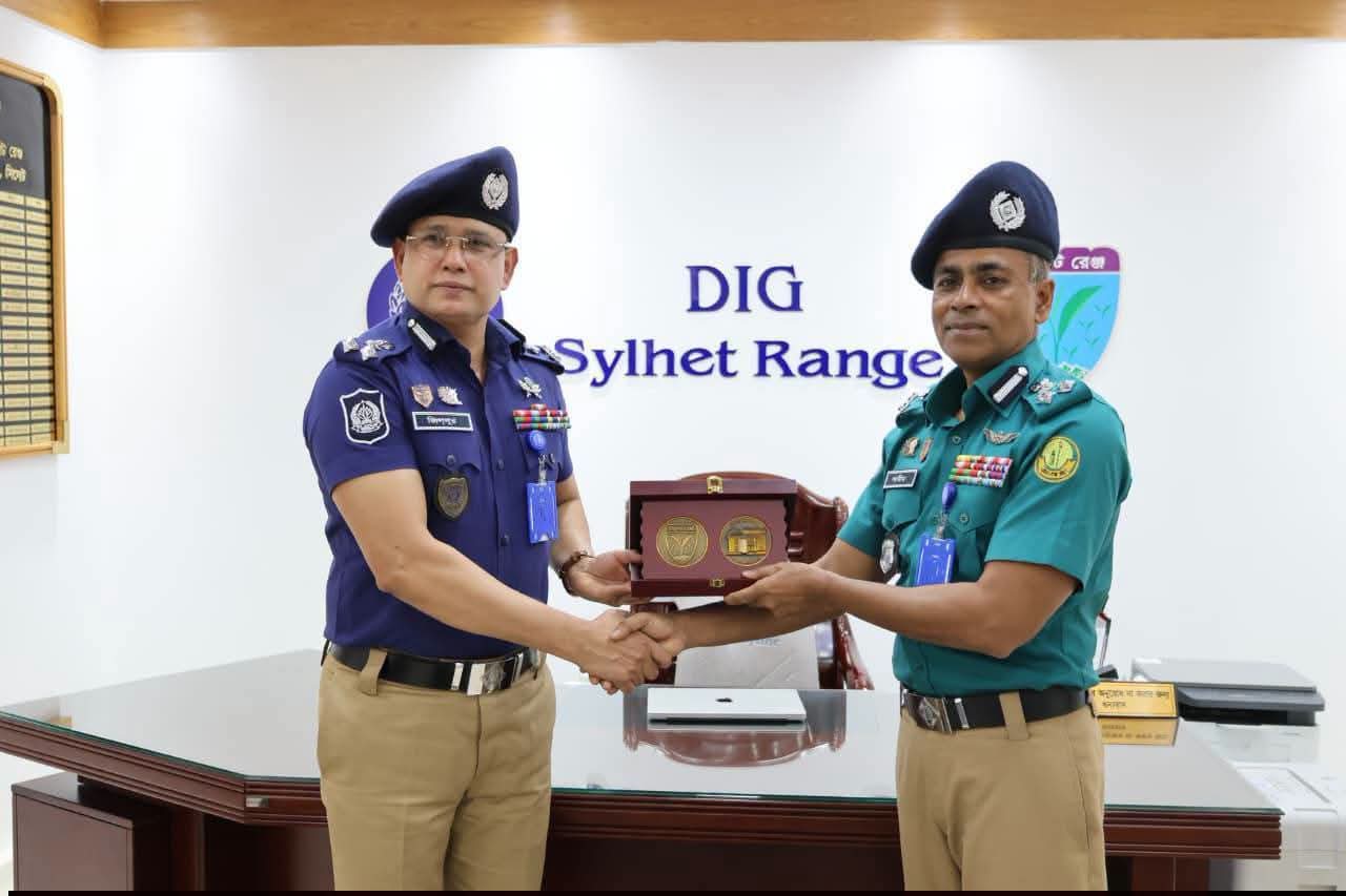 সিলেট রেঞ্জ ডিআইজি মহোদয়ের সঙ্গে নবনিযুক্ত এসএমপি পুলিশ কমিশনারের সৌজন্য সাক্ষাৎ: