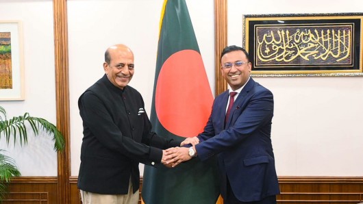 প্রধানমন্ত্রীর পররাষ্ট্র উপদেষ্টার সঙ্গে ভারতের নতুন হাইকমিশনারের সাক্ষাৎ, দ্বিপাক্ষিক সম্পর্ক জোরদারের আহ্বান