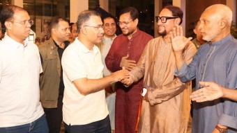 প্রধানমন্ত্রীকে স্বাগত জানালেন চসিক মেয়র ডা. শাহাদাত হোসেন