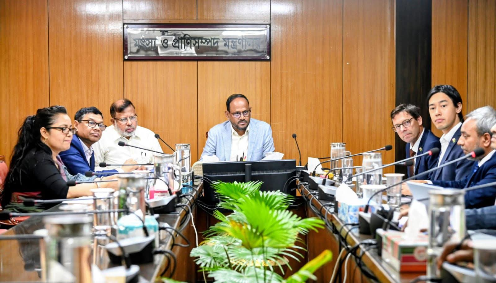 প্রতিমন্ত্রী সুলতান সালাউদ্দিন টুকুর সঙ্গে বাংলাদেশে নিযুক্ত নরওয়ের রাষ্ট্রদূতের সাক্ষাৎ