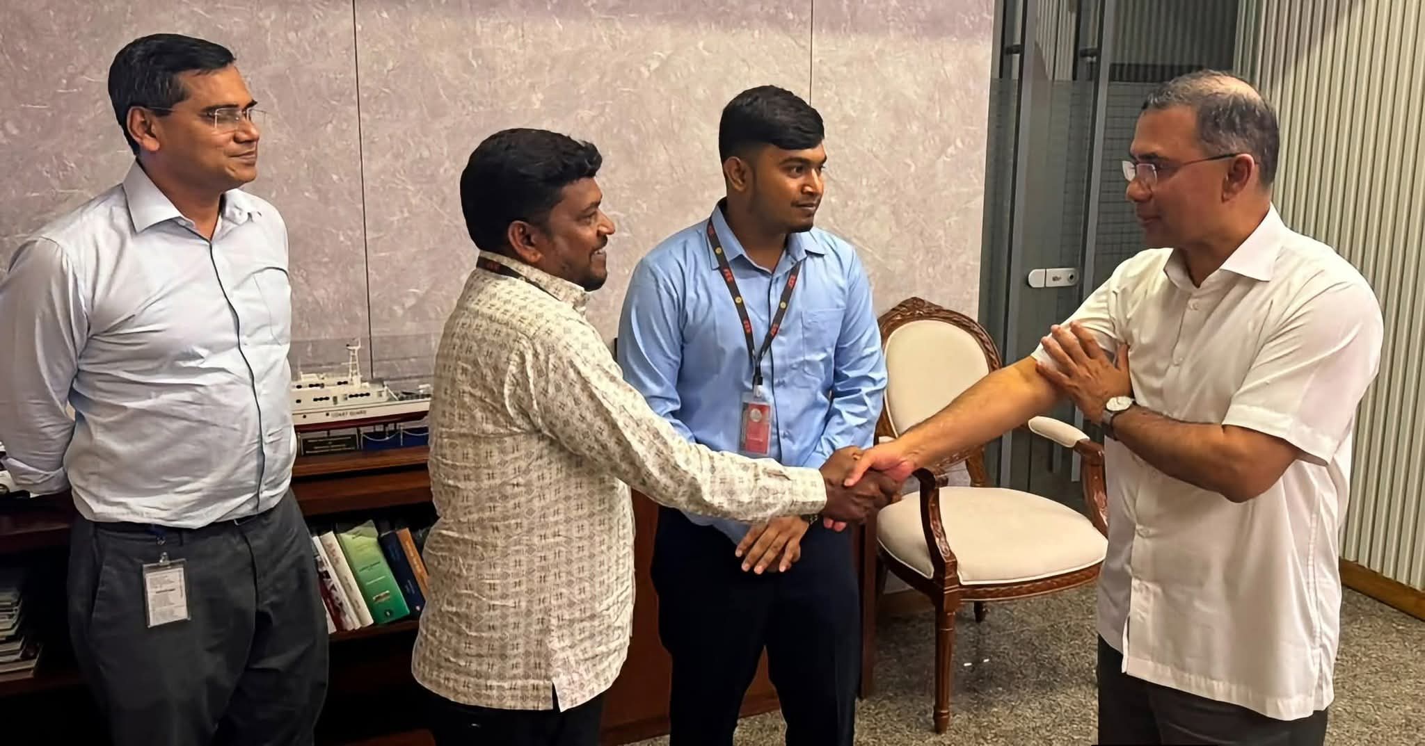 মেধাবী তরুণ মো. নাজমুল হাসানের পাশে দাঁড়িয়েছেন-প্রধানমন্ত্রী তারেক রহমান