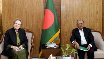 পরিবেশমন্ত্রীর সঙ্গে ইউনিসেফ বাংলাদেশের ভারপ্রাপ্ত প্রতিনিধি জিলিয়ান মেলসপের সাক্ষাৎ