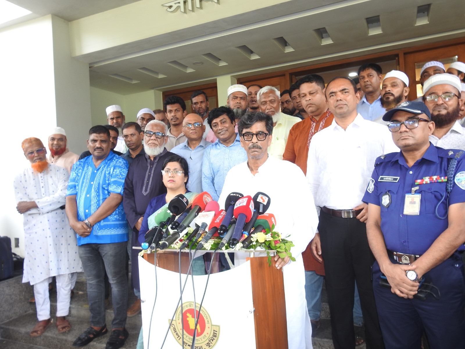 জলবায়ু পরিবর্তনের চ্যালেঞ্জ মোকাবিলায় নতুন ধানের জাত উদ্ভাবনে কাজ করছে সরকার– মৎস্য ও প্রাণিসম্পদ এবং কৃষিমন্ত্রী