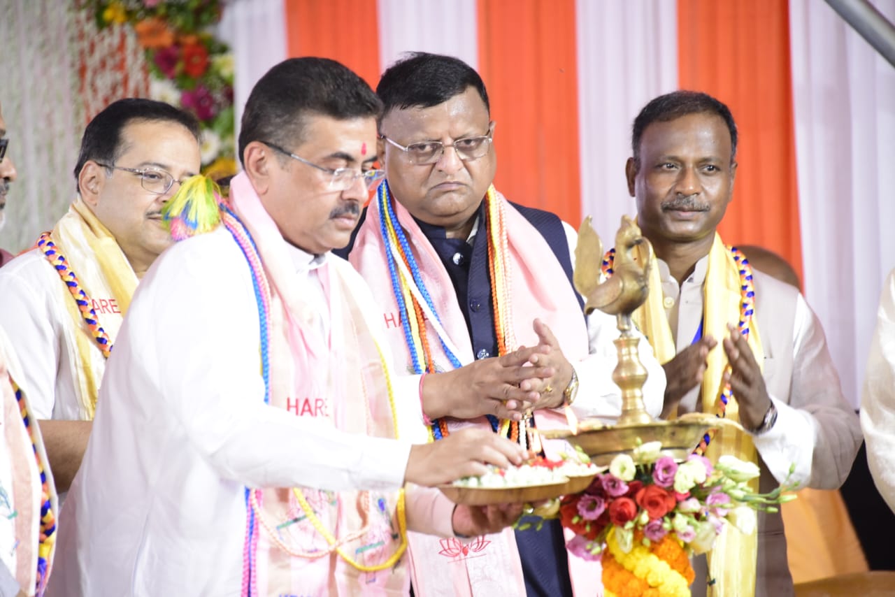 ইসকন অন্নমিত্র ফাউন্ডেশন এর মেগা কিচেনের উদ্বোধন করলেন মুখ্যমন্ত্রী শুভেন্দু অধিকারী