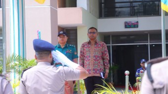 অ্যাডিশনাল আইজিপি (টেলিকম) জনাব মোঃ মনিরুজ্জামান-এর সালামী গ্রহণ