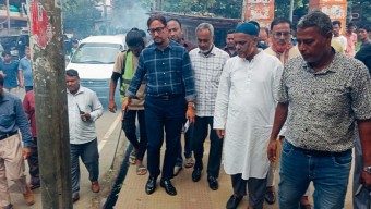লালদিঘীতে চসিকের মশক নিধন ক্রাশ প্রোগ্রাম