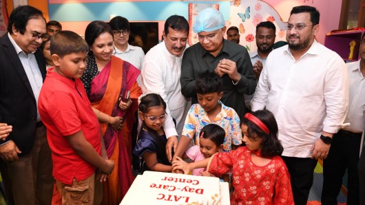 কর্মজীবী নারীদের মানসিক শান্তি ও তাদের সন্তানদের নিরাপদ আশ্রয় নিশ্চিত করার ওপর জোর দিলেন ভূমি প্রতিমন্ত্রী মীর হেলাল