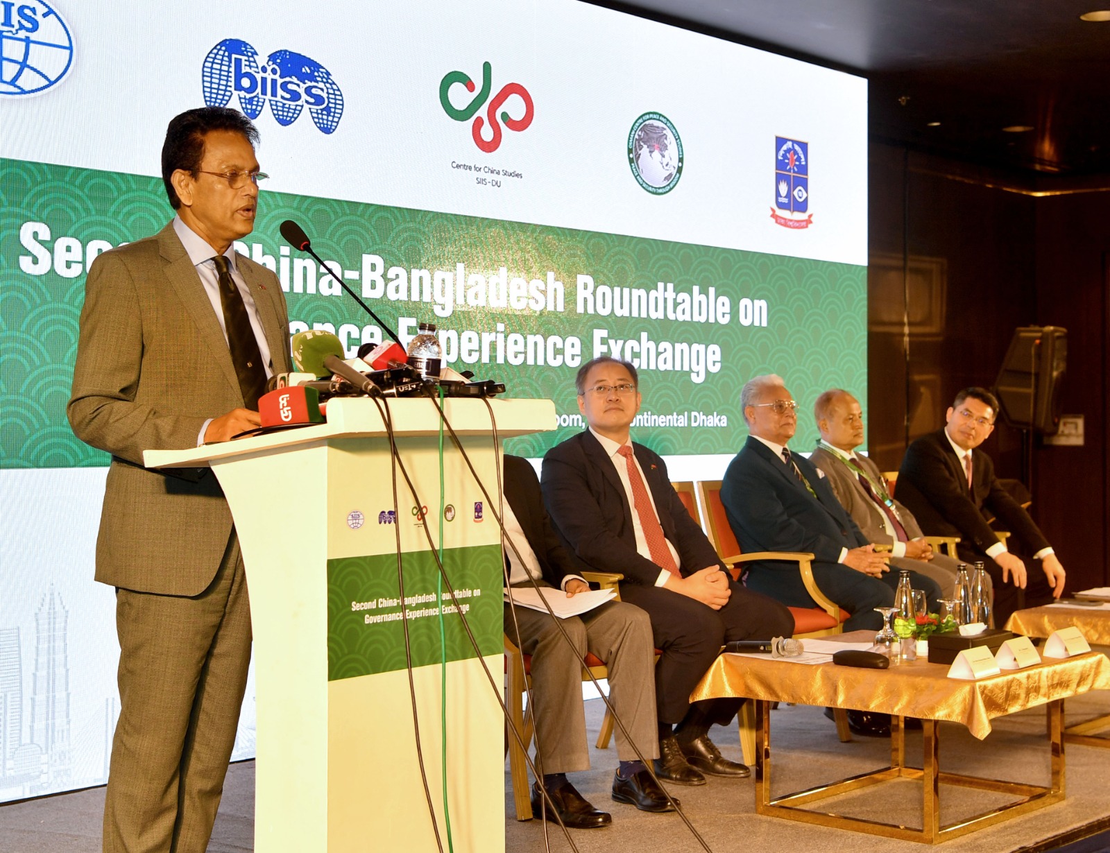 শিক্ষা এবং প্রাথমিক ও গণশিক্ষা মন্ত্রী ড. আ ন ম এহছানুল হক মিলন বলেছেন, দেশের টেকসই উন্নয়নে সমুদ্র সম্পদকে যথাযথভাবে কাজে লাগাতে হবে