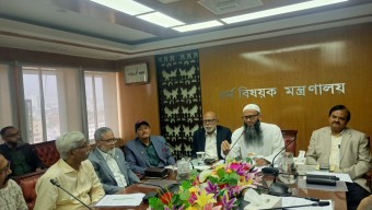 শারদীয় দুর্গাপূজা নিরাপদ ও উৎসবমুখর পরিবেশে উদযাপনে প্রস্তুতি সভা: সম্প্রীতি রক্ষা ও নিশ্ছিদ্র নিরাপত্তার নির্দেশ
