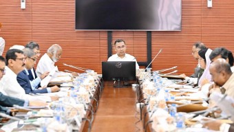 গণপ্রজাতন্ত্রী বাংলাদেশ সরকারের মাননীয় প্রধানমন্ত্রী তারেক রহমানের সভাপতিত্বে মন্ত্রিপরিষদের বৈঠক অনুষ্ঠিত হচ্ছে