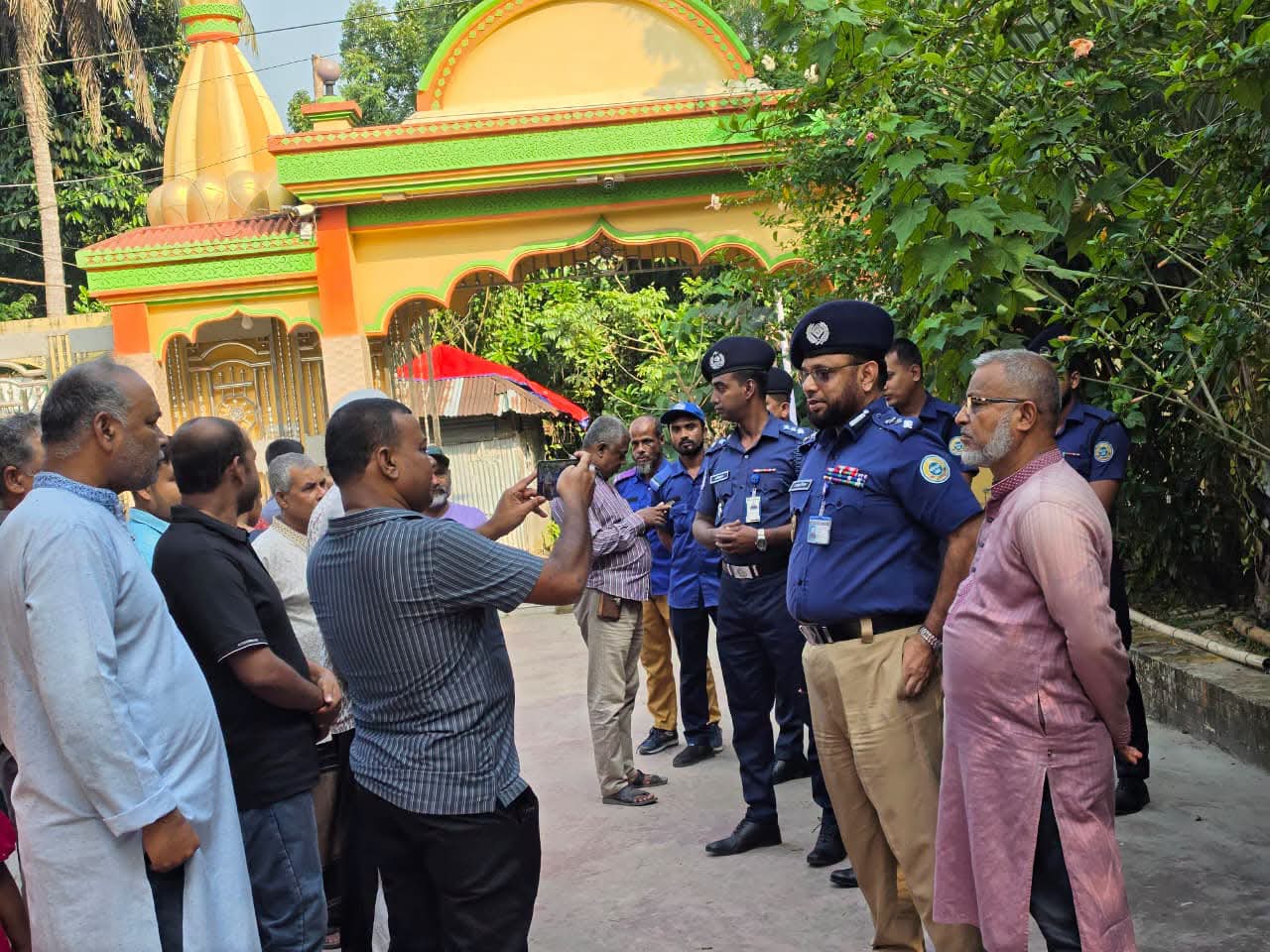 শারদীয় দুর্গোৎসব ২০২৬ উপলক্ষে বরিশাল জেলার বিভিন্ন পূজা মন্ডপ পরিদর্শন ও মতবিনিময় সভা অনুষ্ঠিত!