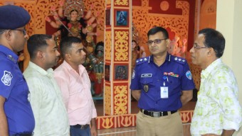 আসন্ন শারদীয় দুর্গাপূজা-২০২৬ উপলক্ষে নিরাপত্তা নিশ্চিতে মন্দির পরিদর্শনে পুলিশ সুপার, নোয়াখালী
