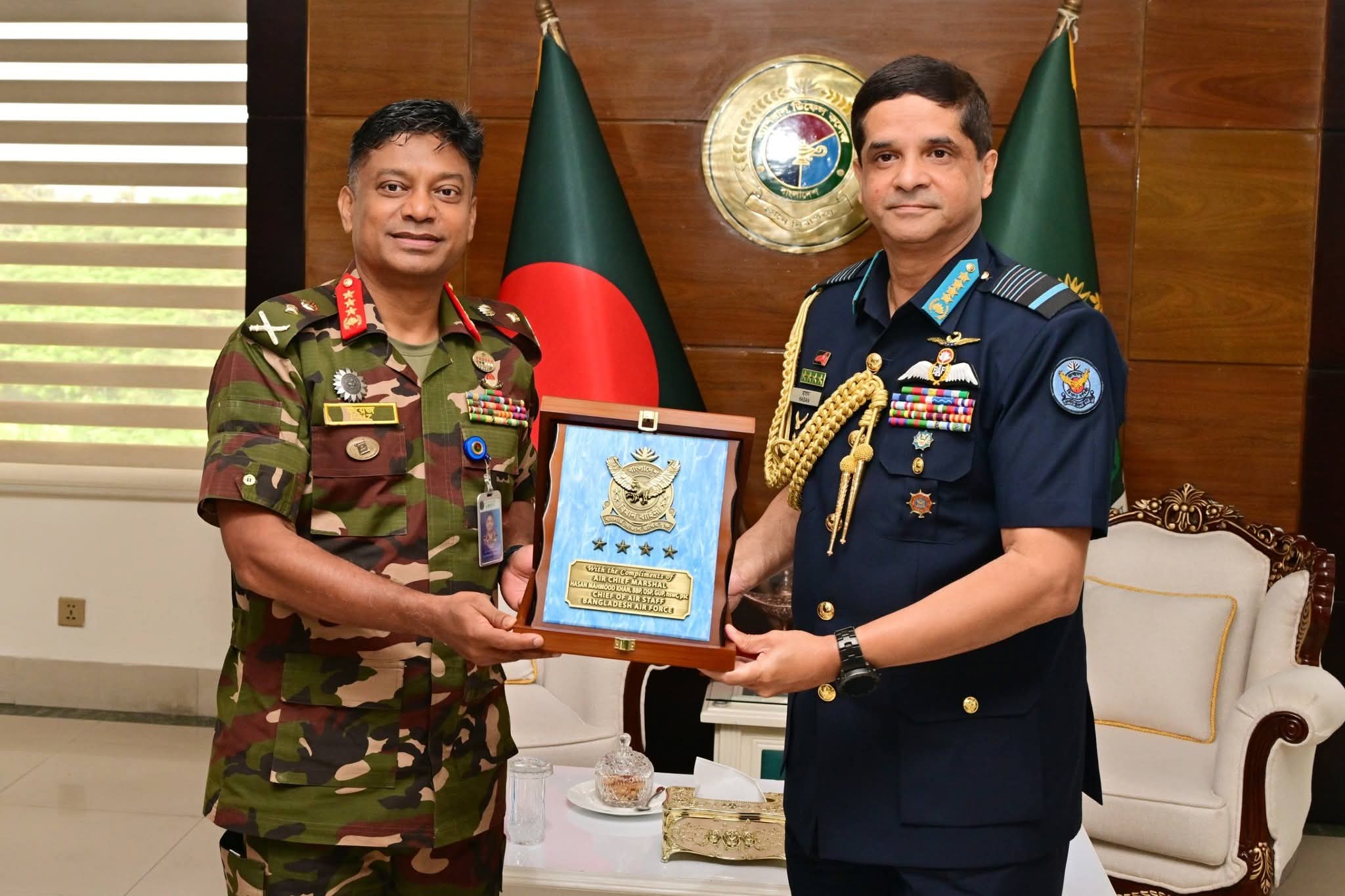 ন্যাশনাল ডিফেন্স কলেজ (এনডিসি)- এ বাংলাদেশ বিমান বাহিনী প্রধানের অনুপ্রেরণামূলক বক্তব্য প্রদান