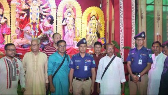 মৌলভীবাজারে রাজনগর ও সদর থানা এলাকার পূজামণ্ডপ পরিদর্শন করেন সিলেট রেঞ্জের ডিআইজি: