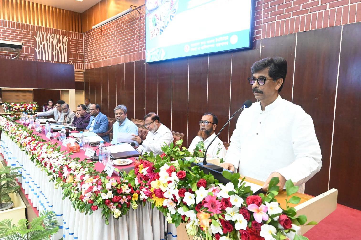 দেশি মাছের প্রাকৃতিক উৎপাদন বাড়াতে পরিকল্পনা নেওয়া হয়েছে–মন্ত্রী মোহাম্মদ আমিন উর রশিদ