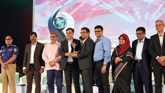 বাংলাদেশ পর্যটন পুরস্কার পেল ফ্যান্টাসি কিংডম কমপ্লেক্স, পুরস্কার গ্রহণ করলেন অনুপ কুমার সরকার
