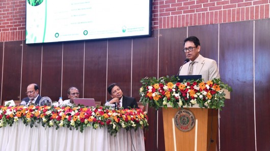 শিক্ষা এবং প্রাথমিক ও গণশিক্ষা মন্ত্রী ড. আ ন ম এহছানুল হক মিলন বলেছেন, আগামী দিনের চ্যালেঞ্জ মোকাবিলায় টেকসই ও জলবায়ু-সহনশীল কৃষি ব্যবস্থা গড়ে তুলতে হবে